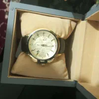 ساعت رومانسن|ساعت|رزن, |دیوار