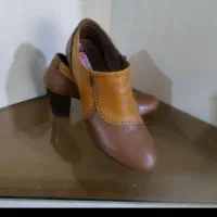 چند جفت کفش نو ودرحد نو