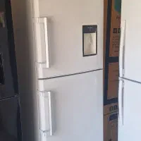 یخچال فریرز بدون برفک در حد نو ۲۷ فوت