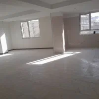 املاک آکو/واحد ۱۰۰ متر پاسداران خوش نقشه غرق نور