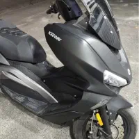 موتوراسکوتر(کی وی ویسته)۲۵۰cc