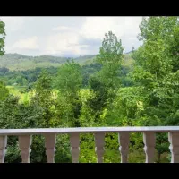 ۲۴۰ متر ویلا سوبلکس ۷۰۰ متر زمین حوالی رشت