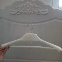 چوب‌ رختی بوتیک مردانه