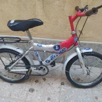 دوچرخه شانزده کاملاً سالم