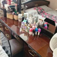 تخت ۲ نفره با خوش خواب سالم +دراور و آینه و پاتختی|تخت و سرویس خواب|مشهد, آبکوه|دیوار