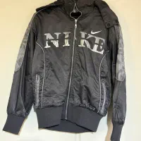 کاپشن نایکی