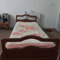 تخت یک نفره