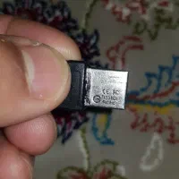 فلش ۳۲ گیگ و  دانگل بلوتوث و کلگی ۳۳ وات