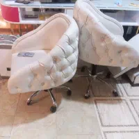 میز ناخن و صندلی و سر شور