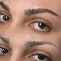 مدل جوان برای خدمات میکرو و تتو تضمینی