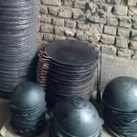ساچ دیگ چدنی لبه داردسته سرخود|ظروف پخت‌وپز|مشهد, خین عرب|دیوار