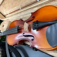 ویالن تی اف ۳/۴|ویولن|رشت, فلسطین|دیوار