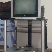 تاویزیون LGباDvd LGویک عددمیزتلویزیون درحدنو