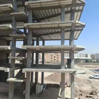 واحد دو نبش ۹۸ و ۱۰۹ متری گلستان، نور عالی|پیش‌فروش املاک|بهارستان, |دیوار