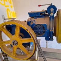 فروش موتور و گیربکس و جعبه فرمان آسانسور ایتالیایی