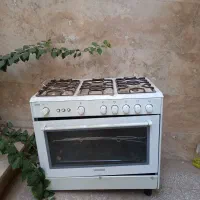 اجاق گاز فر دار