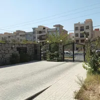 ۵۲ متر شهرک ازادی در حد نو ط اول با پارکینگ پر نور