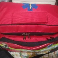 کیف اورژانس همراه با وسایل و دارو (جامبگ)
