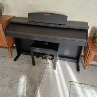 پیانو بیلیتز ۲۳۵ و  دایناتون slp50 و بهرینگر درحد