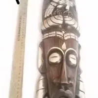 مجسمه چوب کار دست