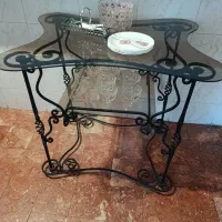 میز کنار سالن
