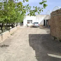 مزرعه ساختمان مسکونی و دامداری گلخانه