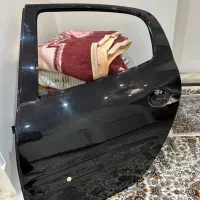 در عقب سمت راننده ۲۰۷ استوک اصلی مشکی ابنوس