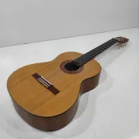 گیتار یاماها c40m