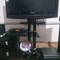 میز شیشه ای بدون خط و خش و شکستگی