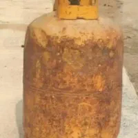 کپسول گاز به همراه ریگلاتور