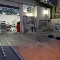 استخدام نیروی فنی جهت کار در کارگاه درب و پنجره