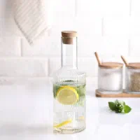 شیشه آب|ظروف نگهدارنده، پلاستیکی، یک‌بارمصرف|اصفهان, شیخ اشراق|دیوار