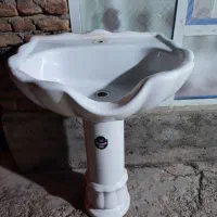 میز ناخن-صندلی اصلاح-سرشور|آرایشگاه و سالن‌های زیبایی|میاندوآب, |دیوار