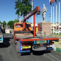 جرثقیل خاور