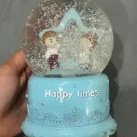 گوی کریستال برفی