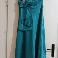 لباس مجلسی|لباس|رودهن, |دیوار