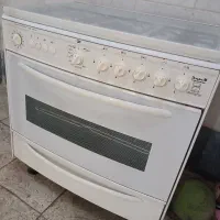 اجاق گاز فردار تکنو سفید صدفی ۵شعله مناسب خانوار