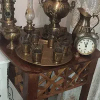 سرویس سماور زغالی با میز و یک ساعت قدیمی قدیمی|کلکسیون اشیاء عتیقه|تهران, اتابک|دیوار
