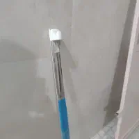 پایه ی لامپ مهتابی