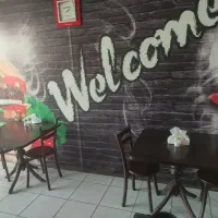 دو جفت میز و صندلی