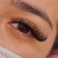 اکستنشن مژه  و لیفت ابرو