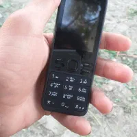 گوشی نوکیا با کارتن