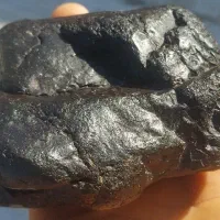 شهاب سنگ اصلی مریخی نوع کربنی|جواهرات|کهریزک, |دیوار