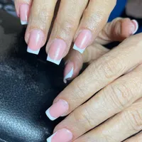 مدل کاشت پلی ژل و بیلدر ژل|خدمات آرایشگری و زیبایی|تهران, مشیریه|دیوار