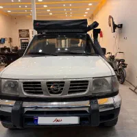 نیسان پیکاپ ۸۳