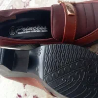 کفش پاشنه بلند