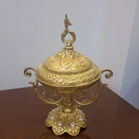 شکلات خوری برنجی