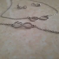 ست مدال و گوشواره و دستبند