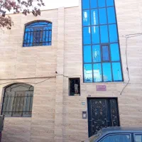 یک-خانه-دو-طبقه-شخصی-ساز-در-محله-باقرآباد