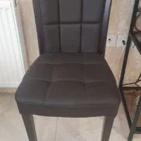 ۴عددصندلی چوبی کاملا سالم باروکش چرم|میز و صندلی غذاخوری|مشهد, جاهد شهر|دیوار